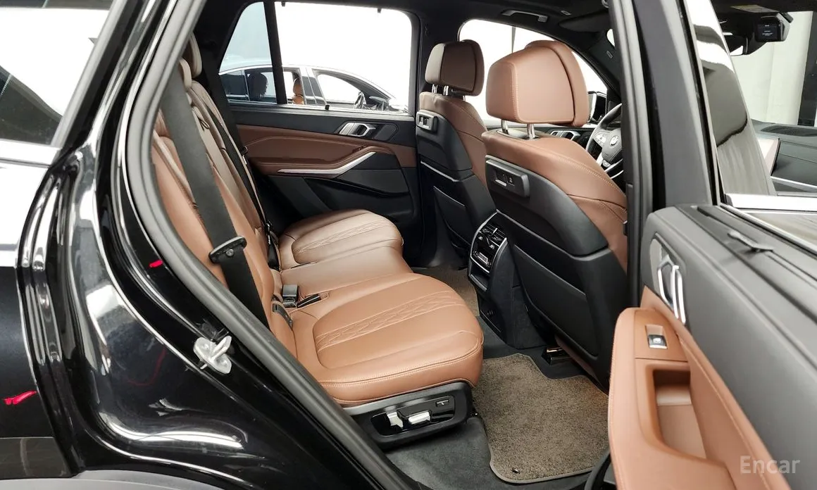 Фото 12 - BMW X5