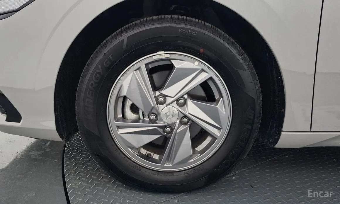 Фото 5 - Hyundai Avante