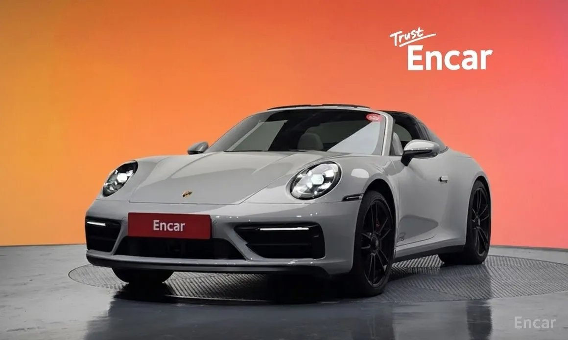 Фото 1 - Porsche 911