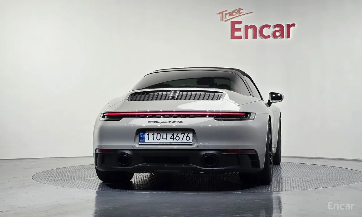 Фото 4 - Porsche 911