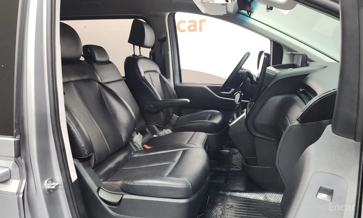 Фото 11 - Hyundai Staria