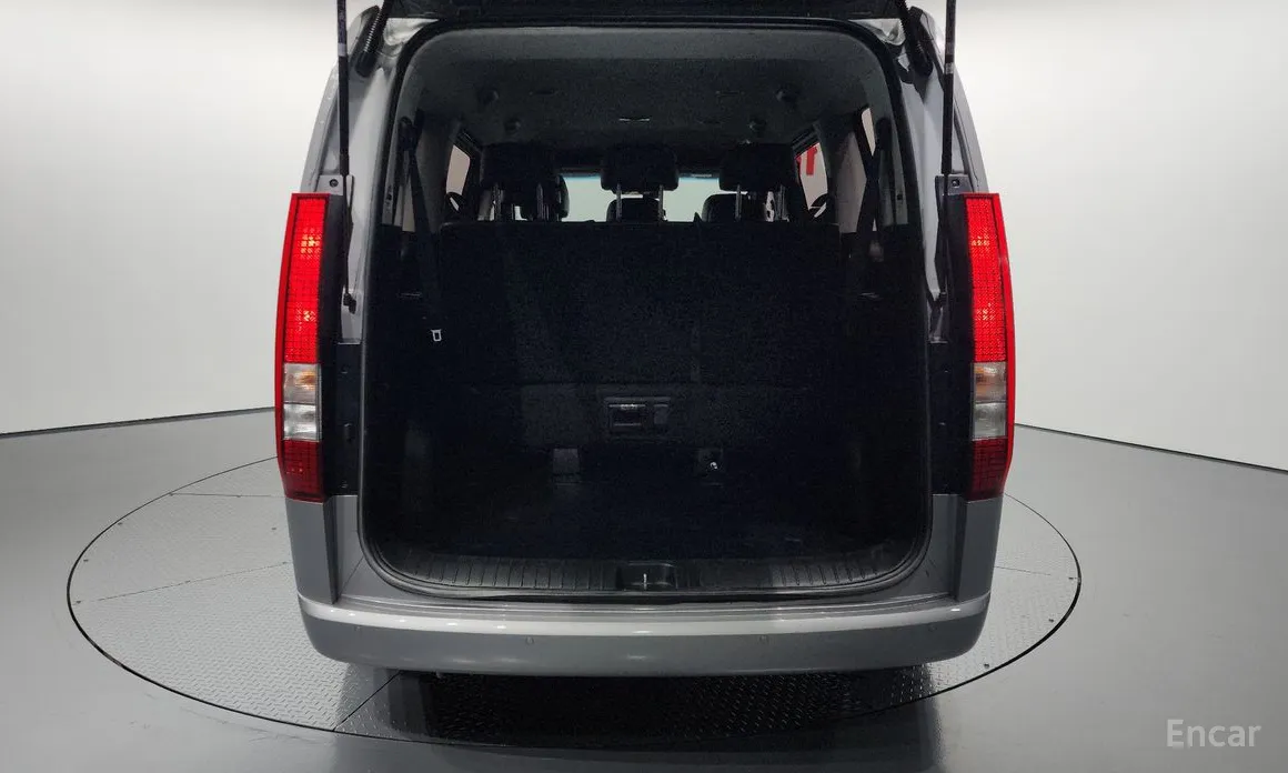 Фото 20 - Hyundai Staria