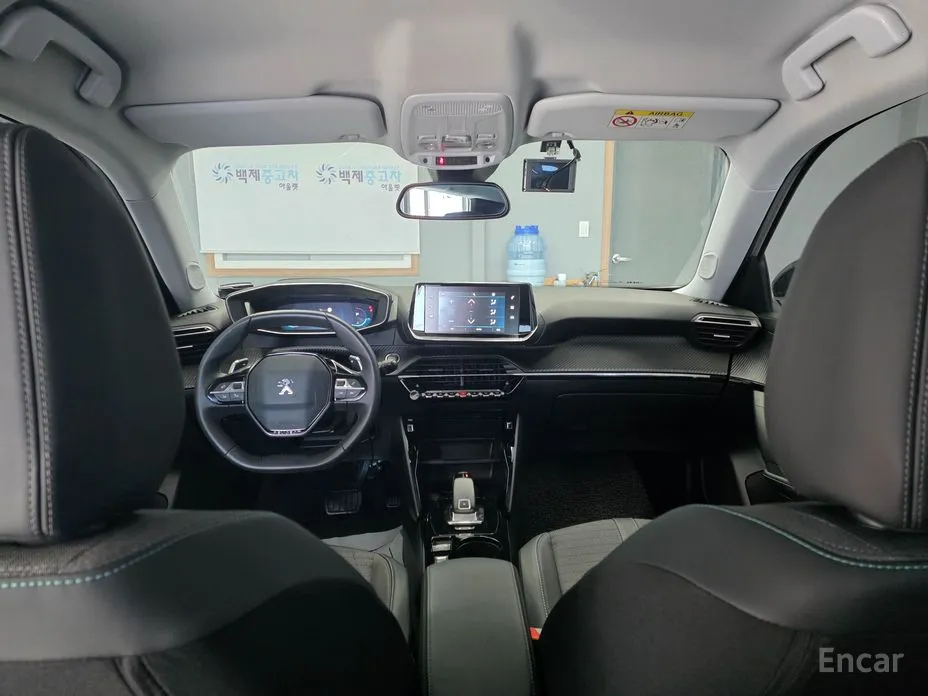 Фото 7 - Peugeot 2008