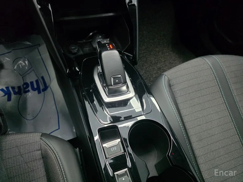 Фото 9 - Peugeot 2008