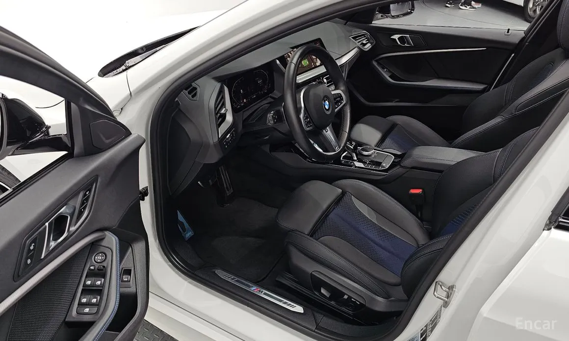 Фото 11 - BMW 1 Series