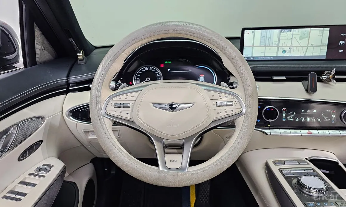 Фото 13 - Genesis GV70