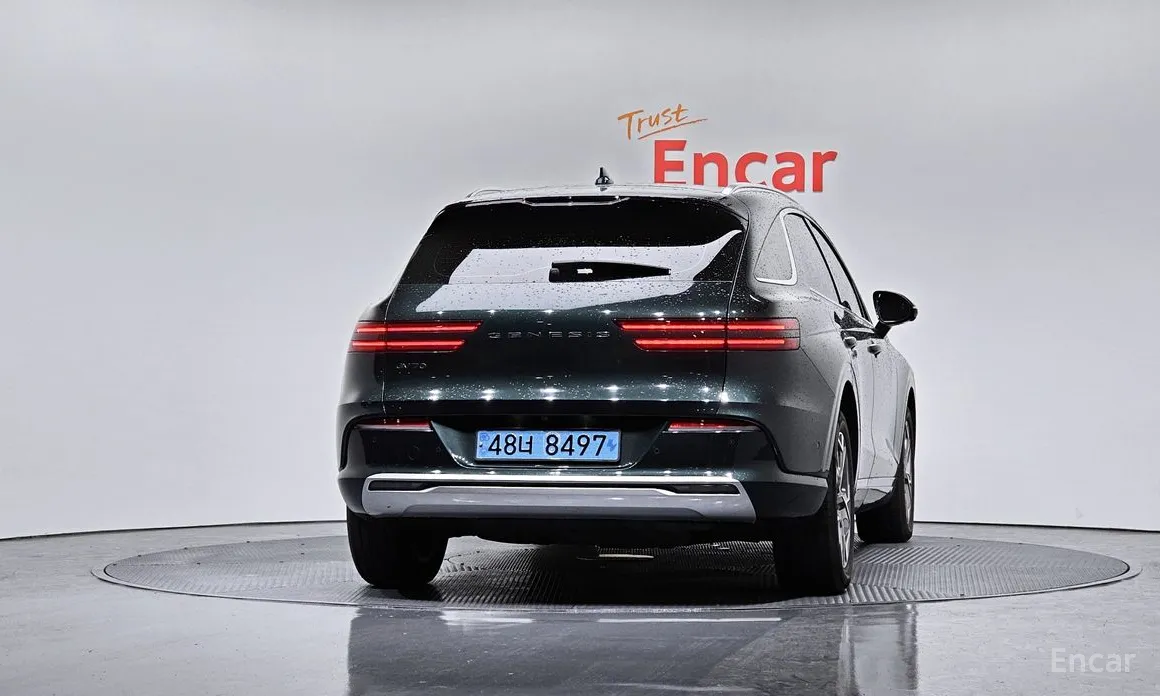 Фото 4 - Genesis GV70