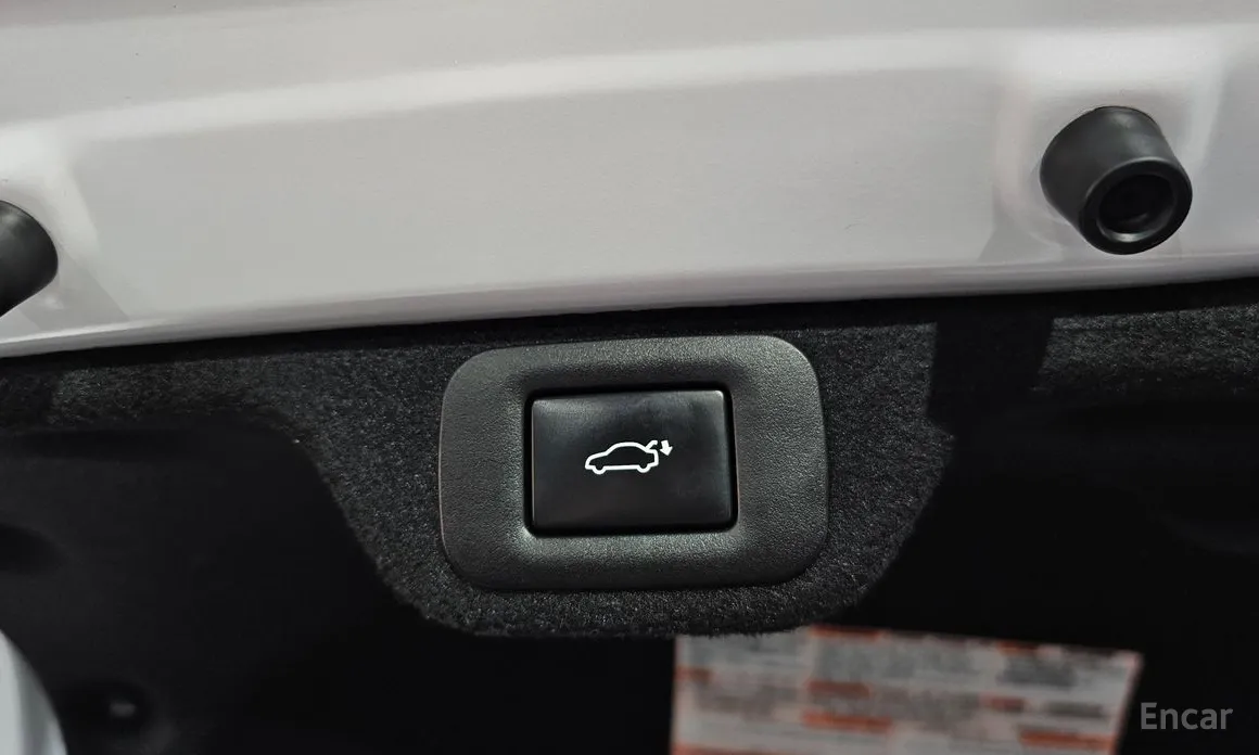 Фото 18 - Toyota Crown