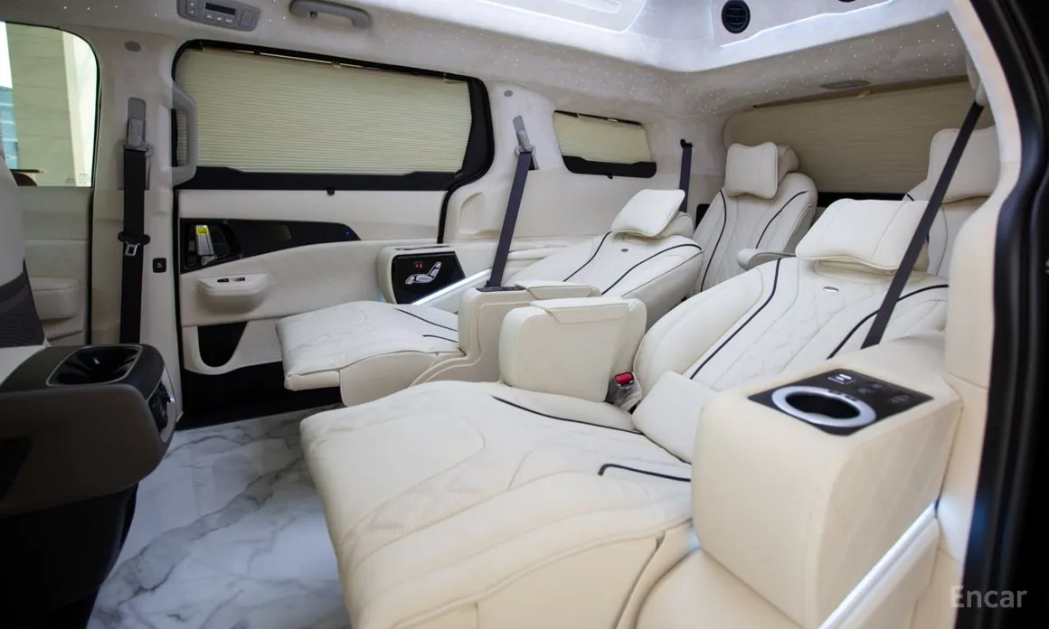 Фото 11 - Kia Carnival