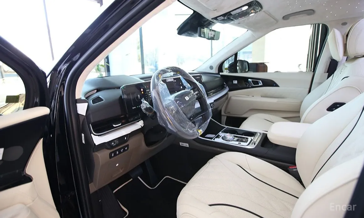 Фото 3 - Kia Carnival