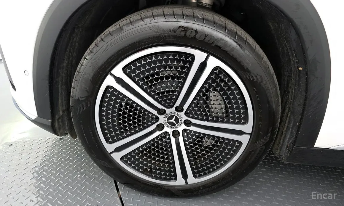 Фото 5 - Mercedes-Benz EQS