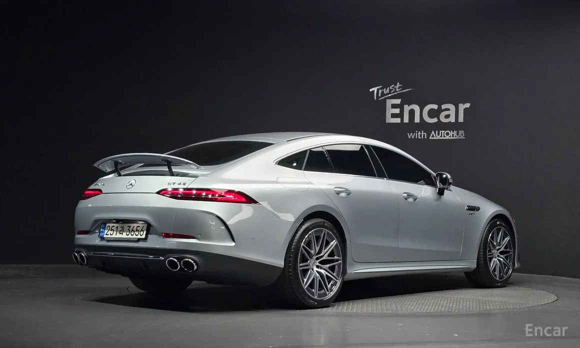 Фото 2 - Mercedes-Benz AMG GT