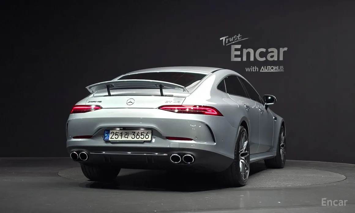 Фото 4 - Mercedes-Benz AMG GT