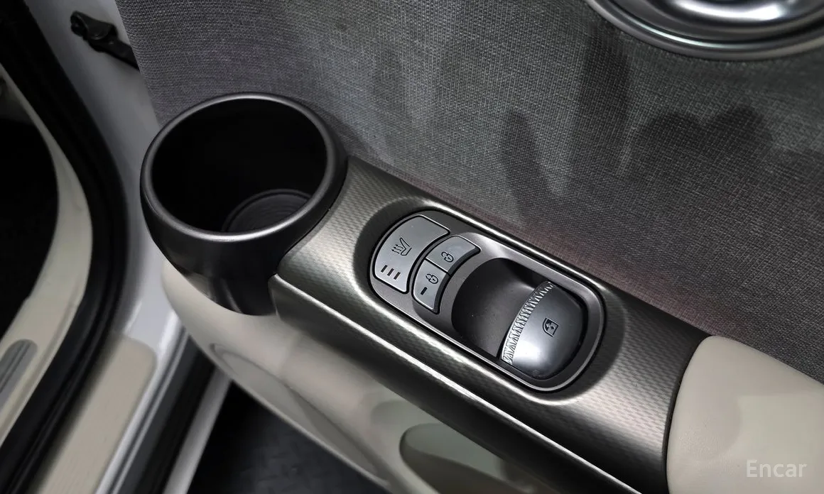 Фото 17 - Genesis GV60