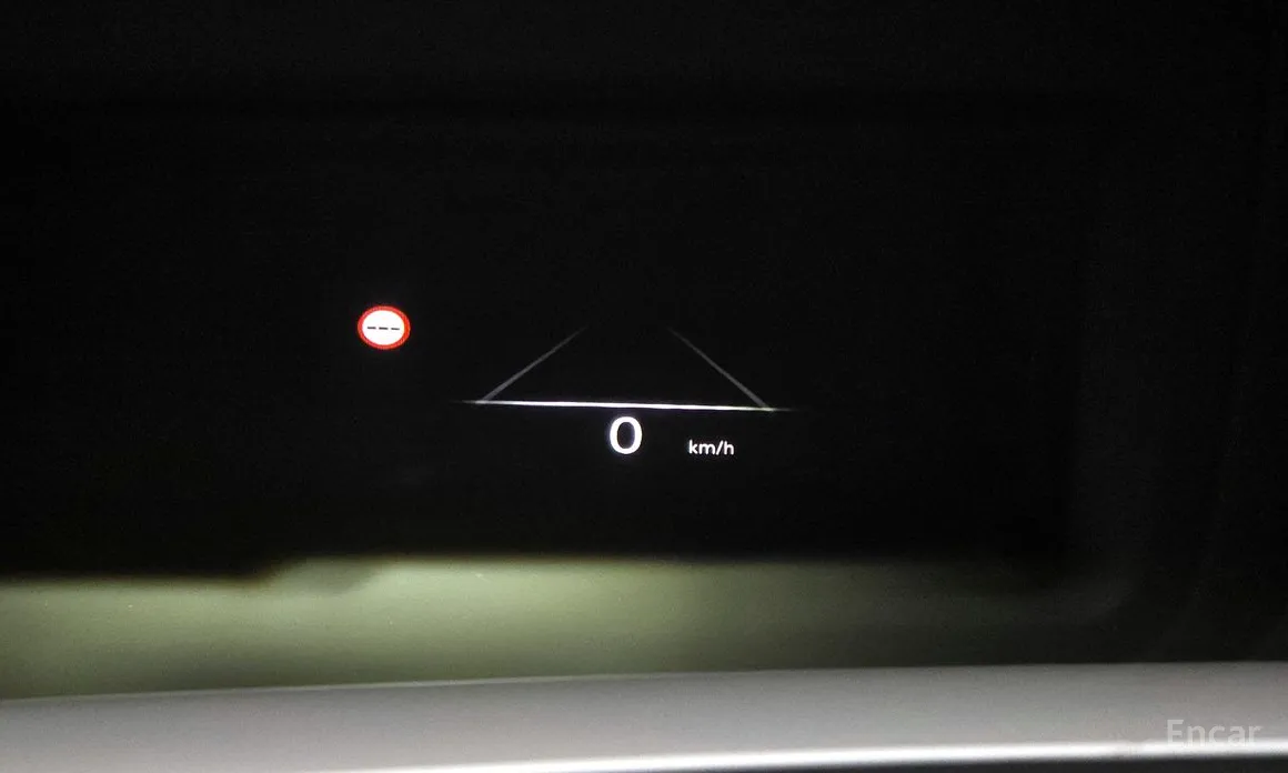 Фото 18 - Genesis GV60