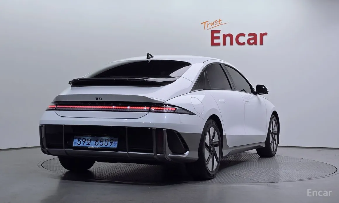 Фото 2 - Hyundai Ioniq 6