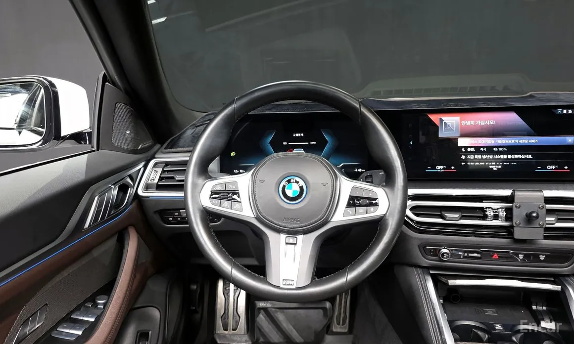 Фото 13 - BMW i4