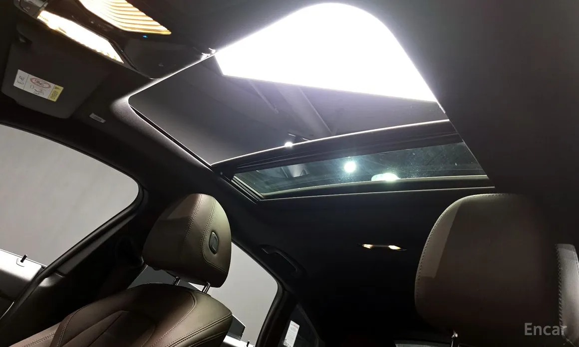 Фото 19 - BMW i4