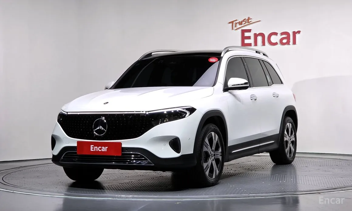 Фото 1 - Mercedes-Benz EQB