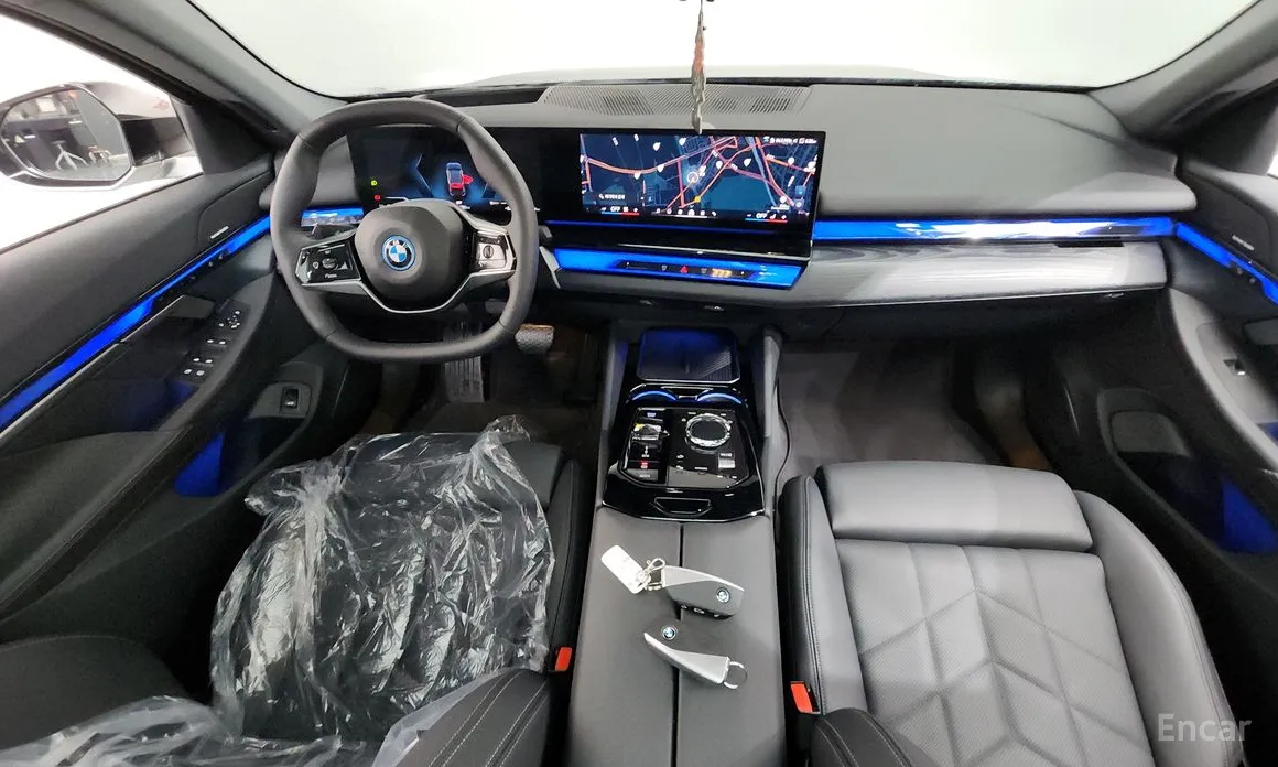 Фото 7 - BMW i5