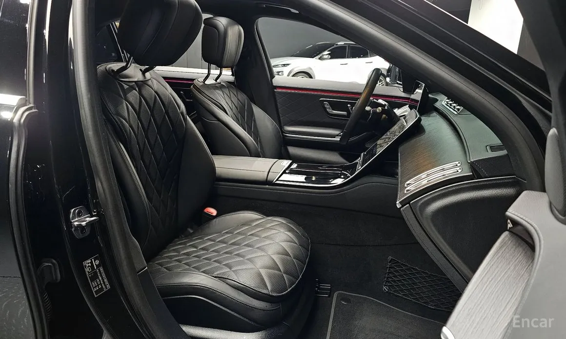 Фото 10 - Mercedes-Benz S-Class