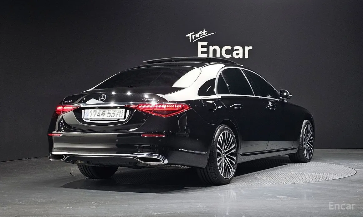 Фото 2 - Mercedes-Benz S-Class