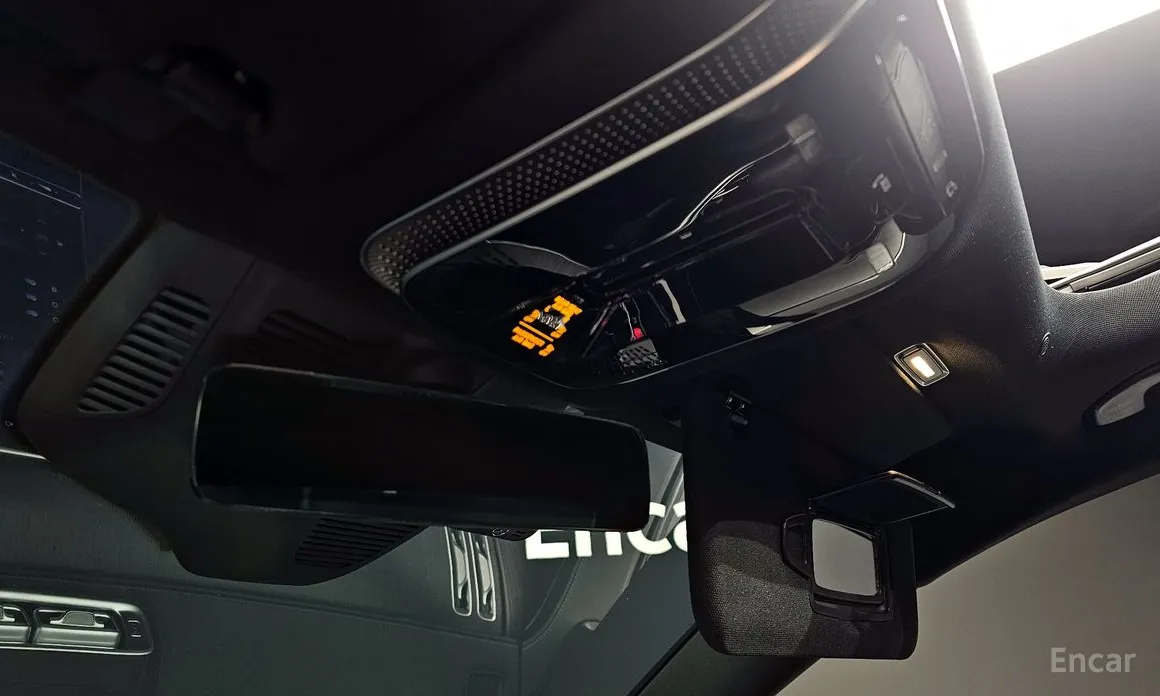 Фото 20 - Mercedes-Benz S-Class