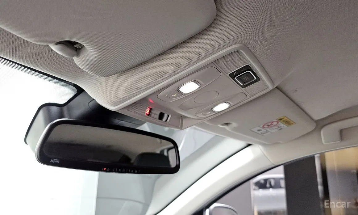 Фото 19 - Renault XM3