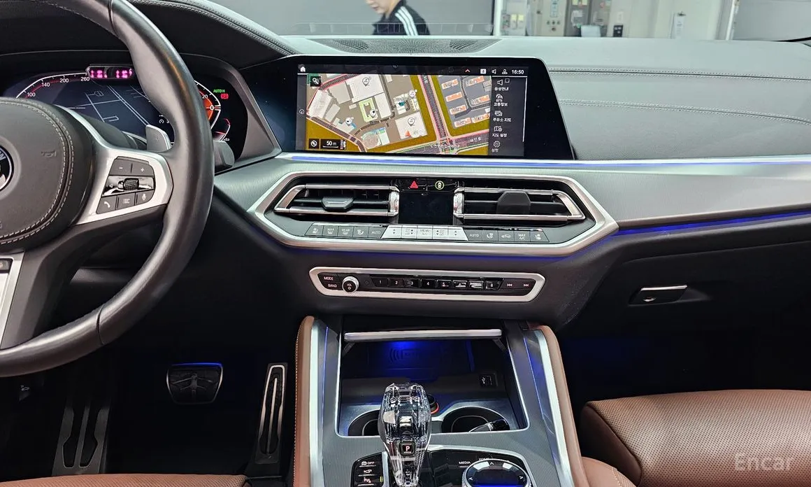 Фото 19 - BMW X6