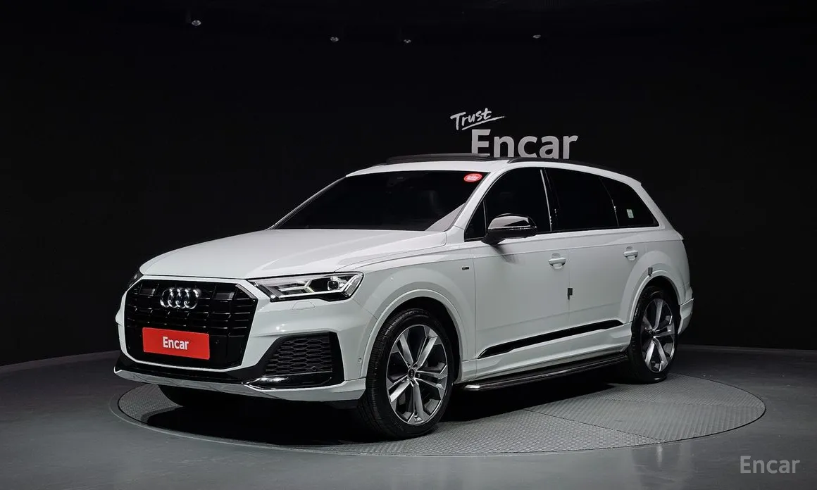 Фото 1 - Audi Q7