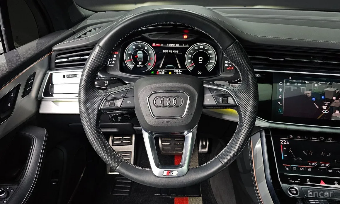 Фото 13 - Audi Q7