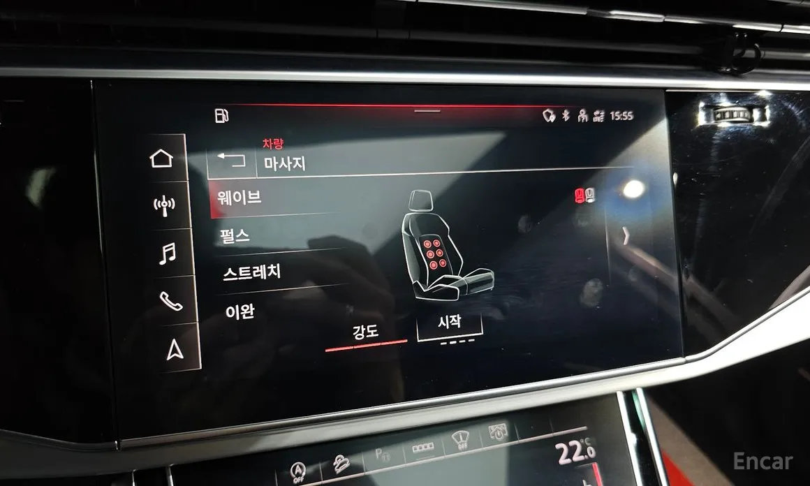 Фото 16 - Audi Q7