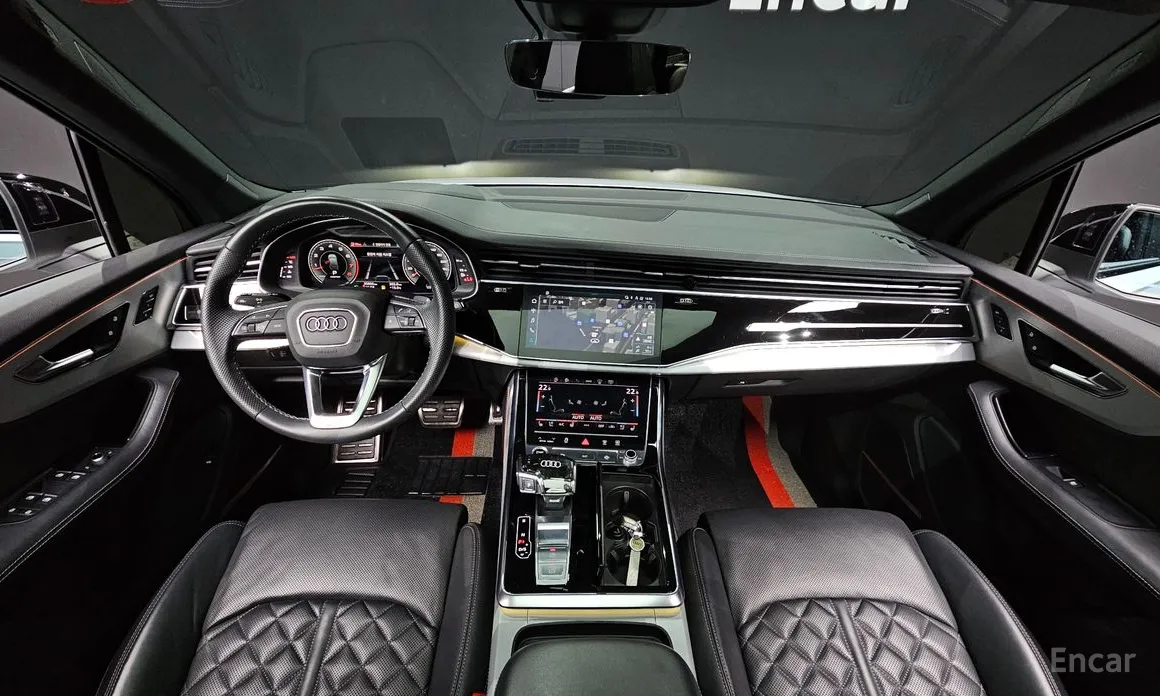 Фото 7 - Audi Q7