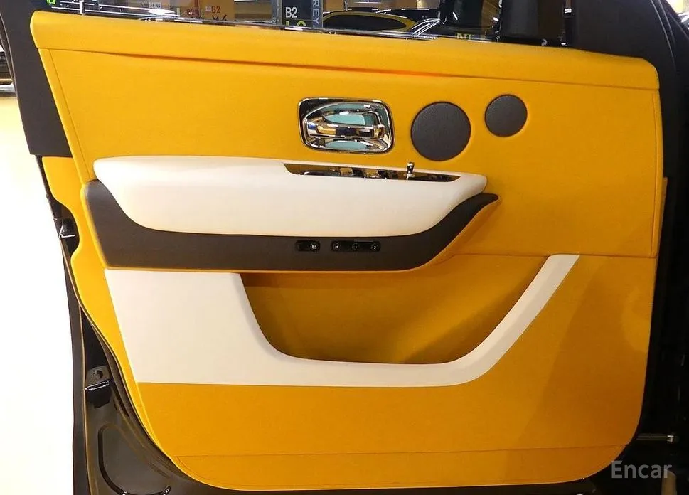 Фото 11 - Rolls-Royce Cullinan