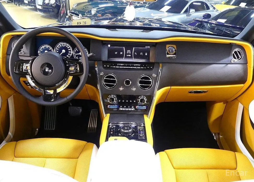 Фото 4 - Rolls-Royce Cullinan