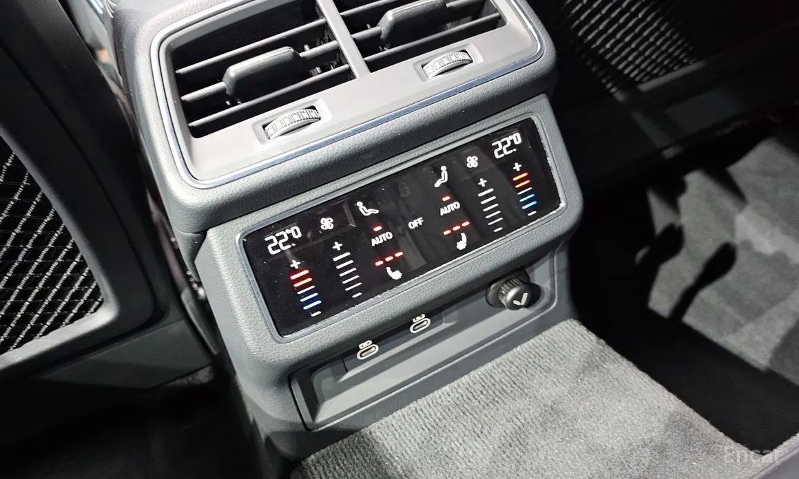 Фото 17 - Audi A6