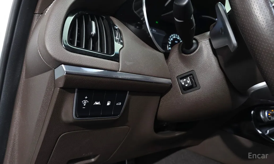 Фото 14 - Kia Stinger