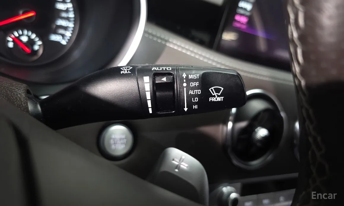 Фото 17 - Kia Stinger