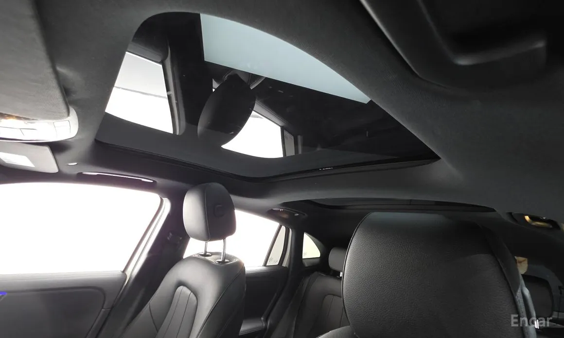 Фото 17 - Mercedes-Benz GLA-Class