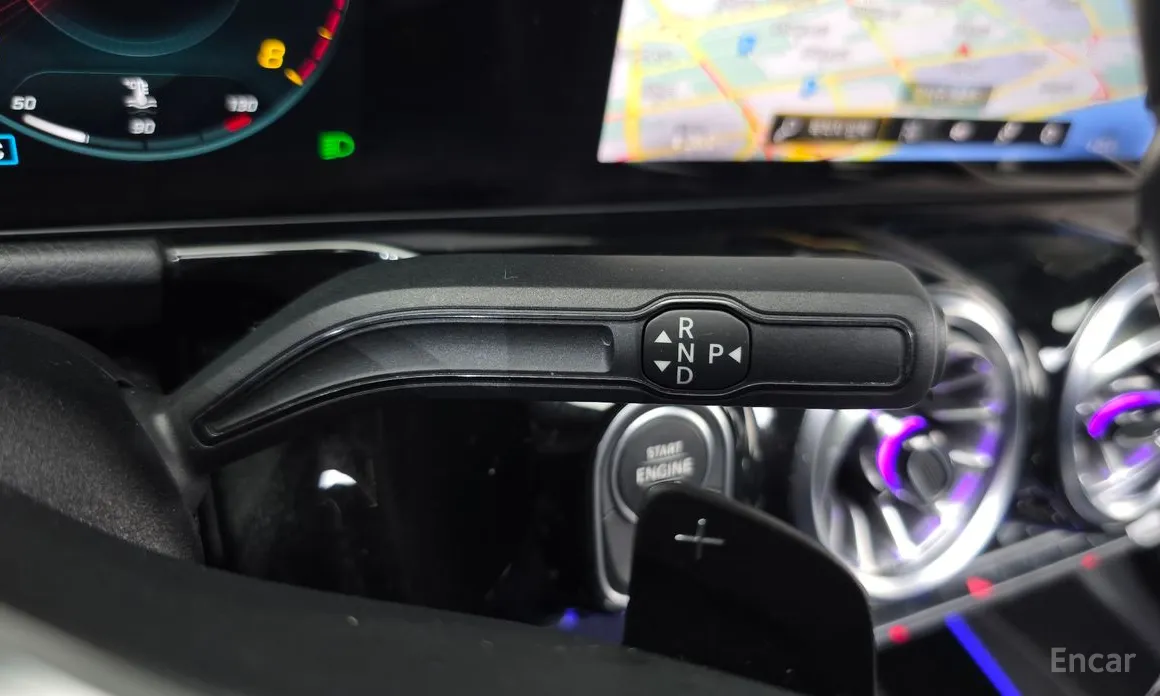 Фото 9 - Mercedes-Benz GLA-Class