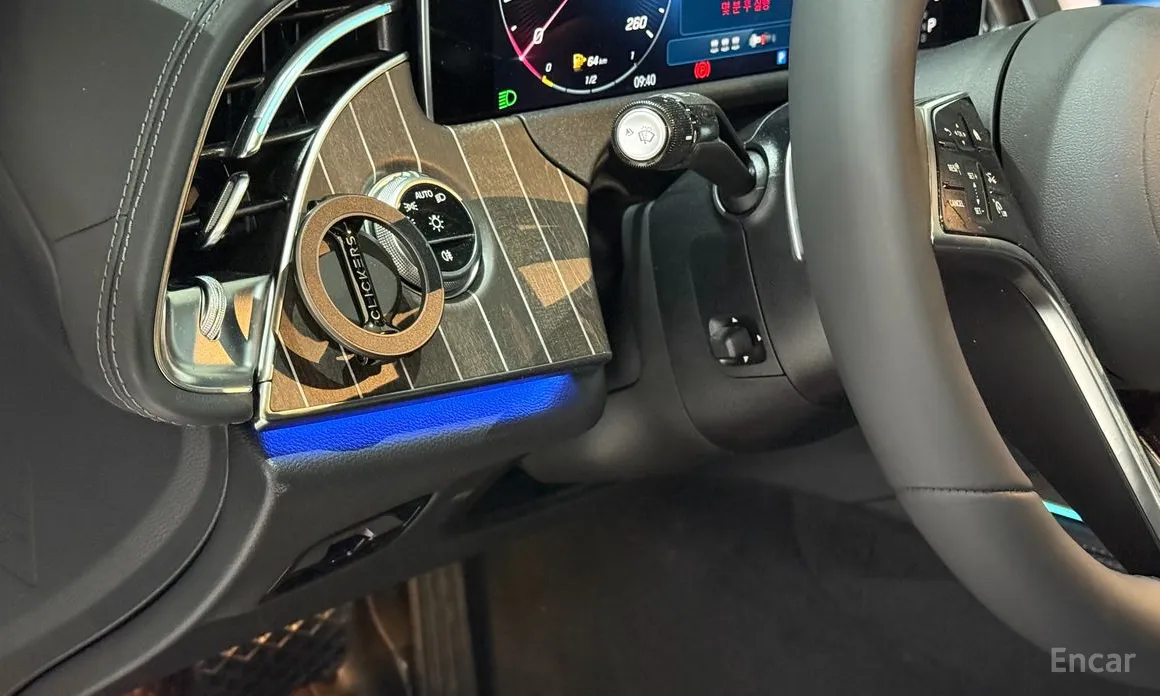 Фото 17 - Mercedes-Benz E-Class