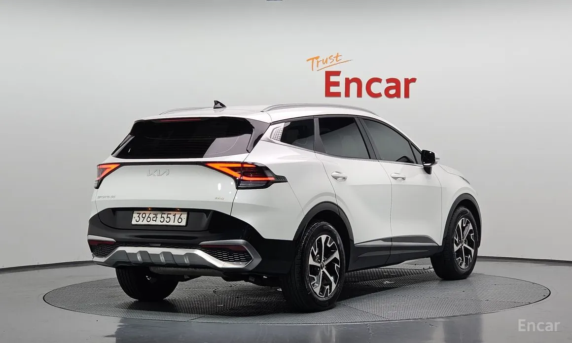 Фото 2 - Kia Sportage