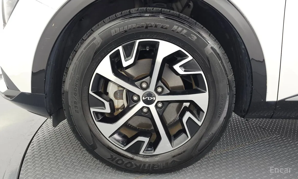 Фото 5 - Kia Sportage