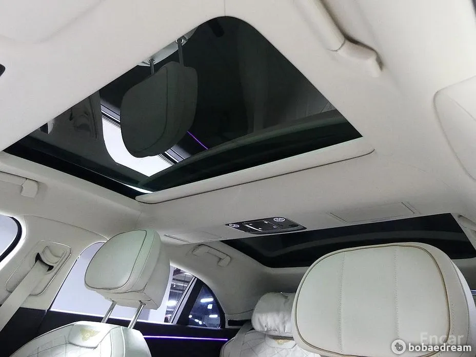 Фото 13 - Bentley Flying Spur