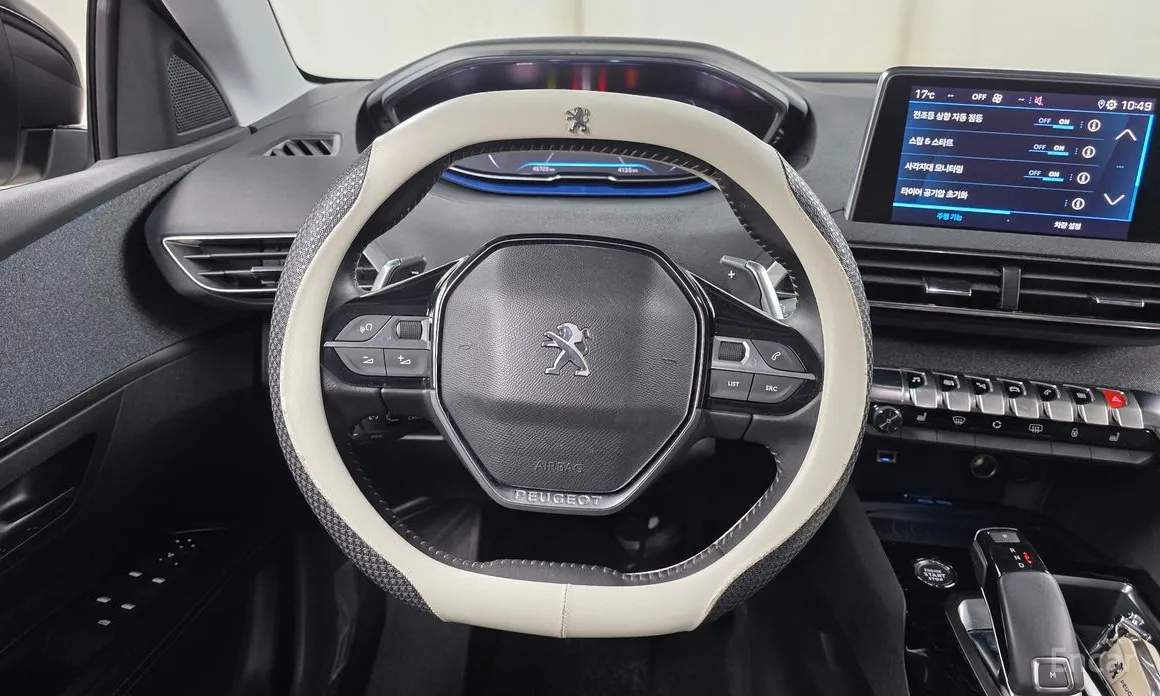 Фото 13 - Peugeot 3008