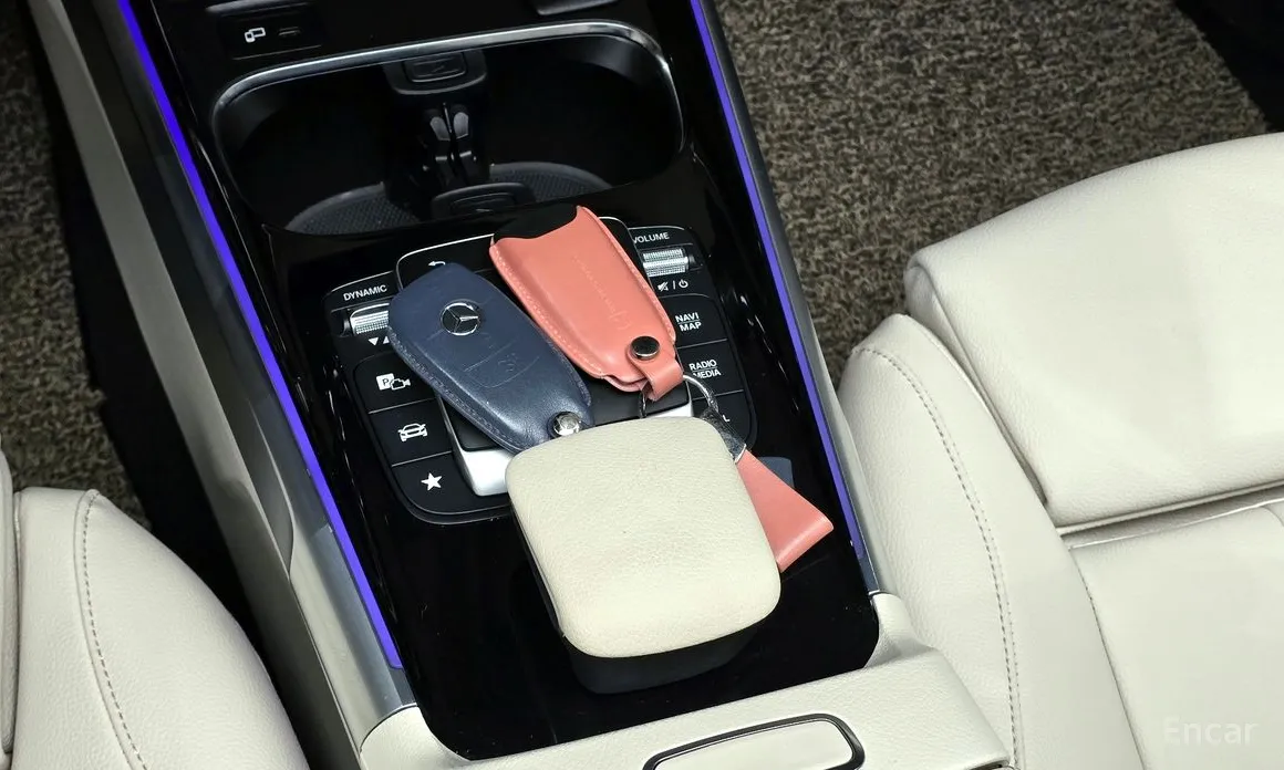 Фото 16 - Mercedes-Benz GLB-Class