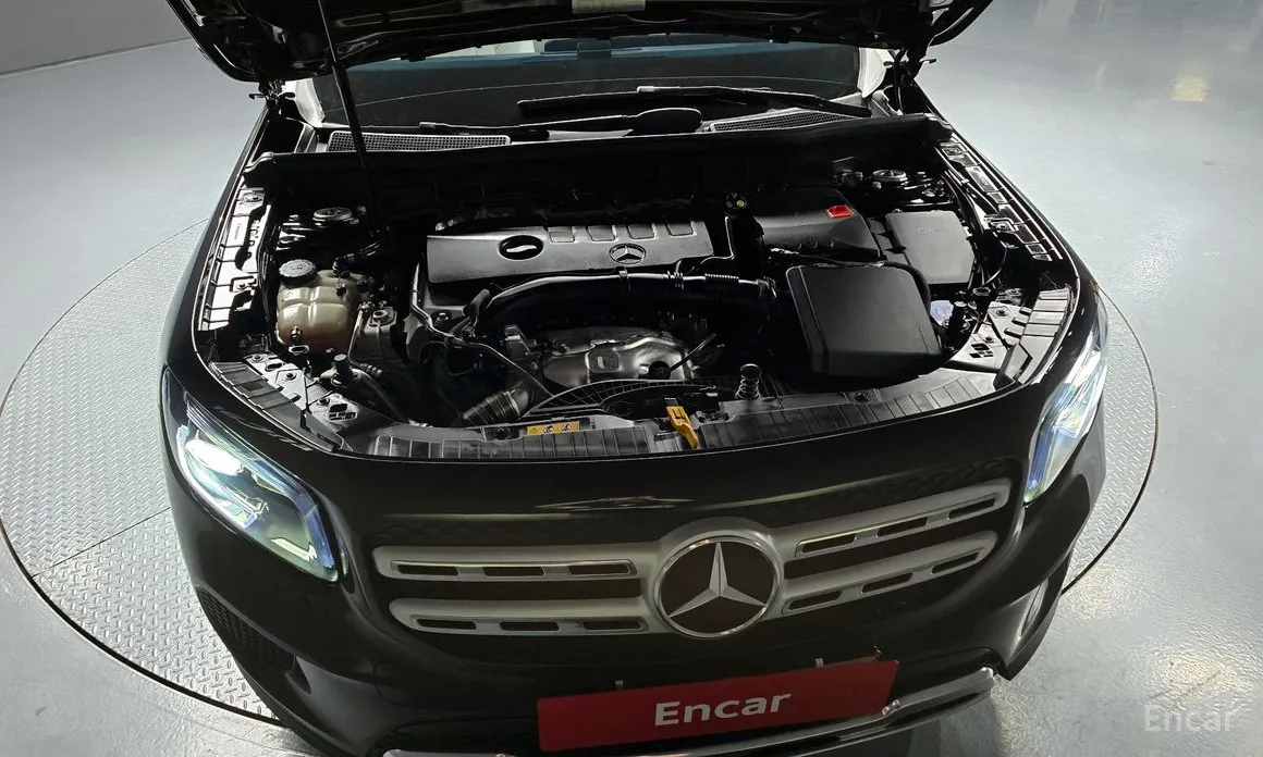 Фото 6 - Mercedes-Benz GLB-Class