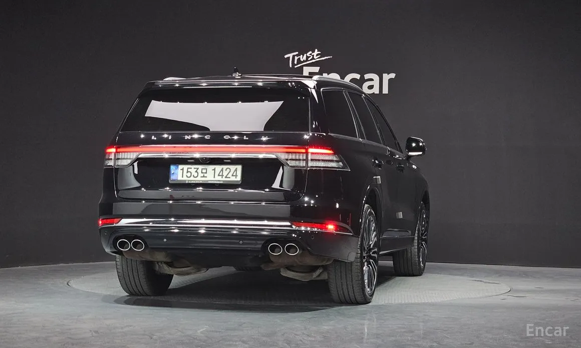 Фото 4 - Lincoln Aviator