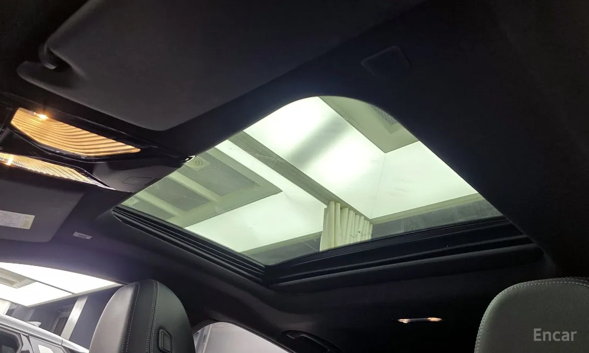 Фото 18 - BMW i4