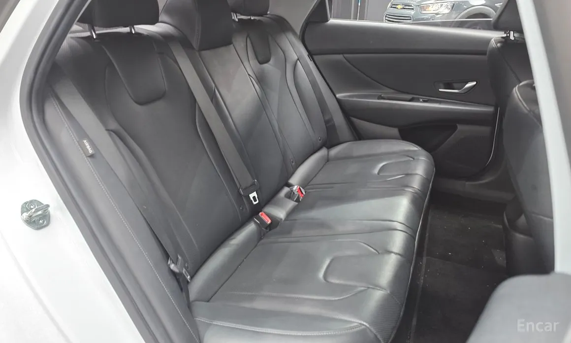 Фото 12 - Hyundai Avante